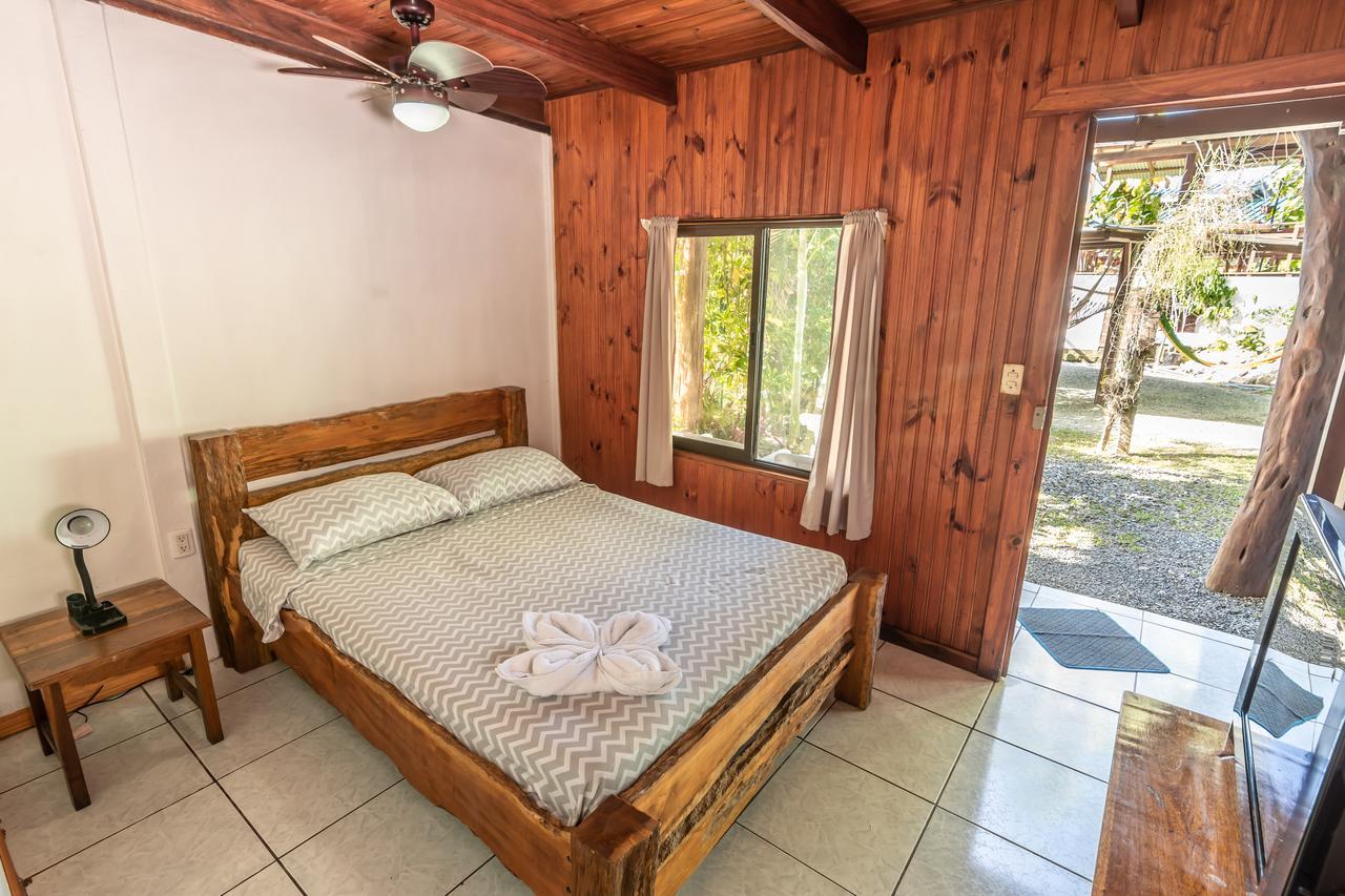 Cabinas Arrecife Cahuita Ngoại thất bức ảnh