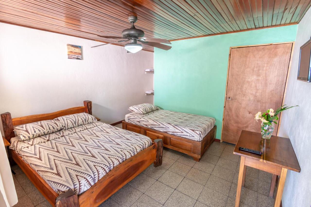 Cabinas Arrecife Cahuita Ngoại thất bức ảnh